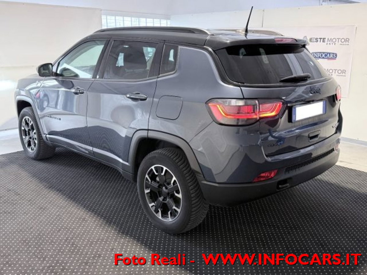 Jeep Compass 1.3 T4 240CV PHEV AT6 4xe Trailhawk (2)