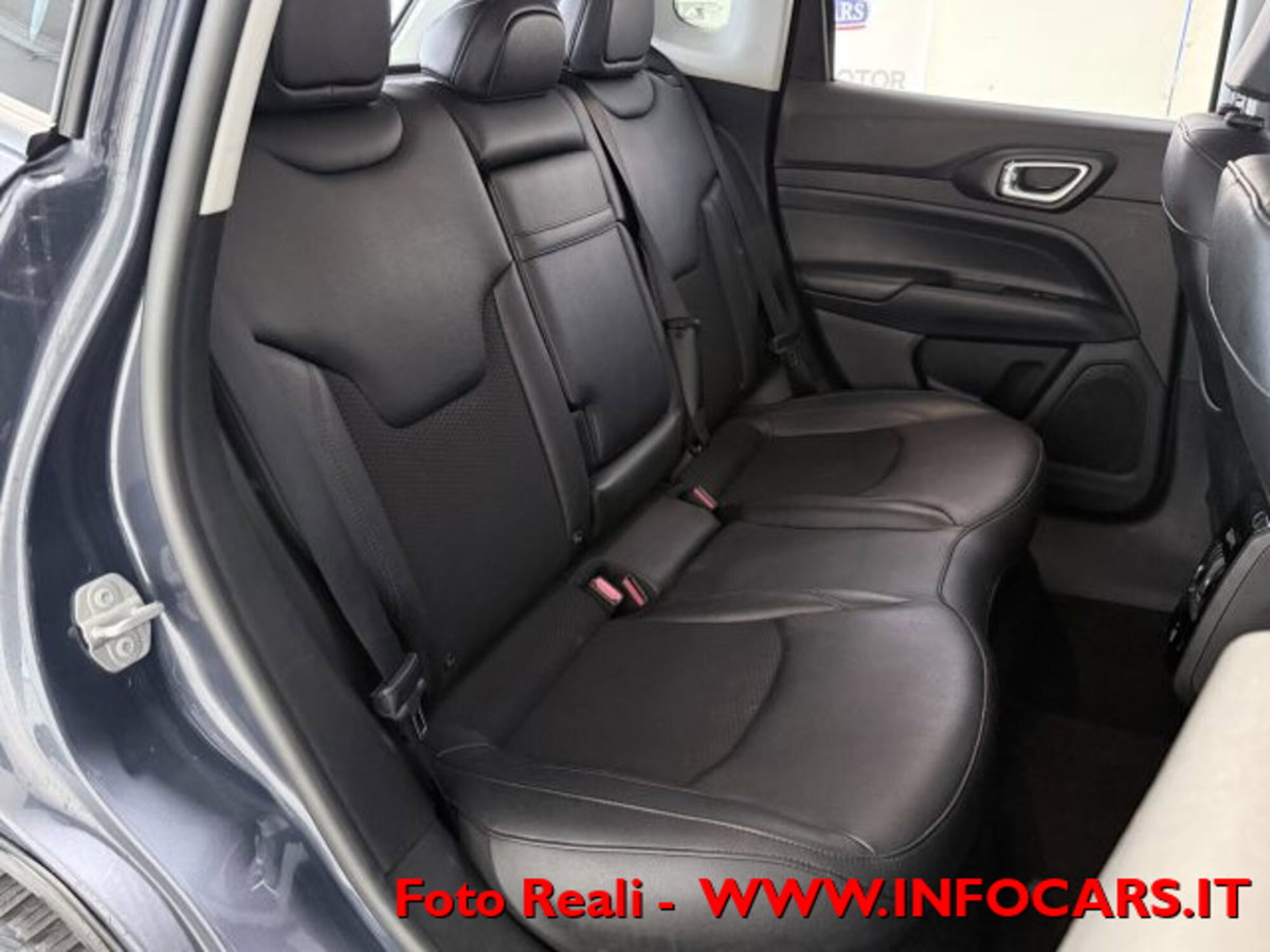 Jeep Compass 1.3 T4 240CV PHEV AT6 4xe Trailhawk (8)