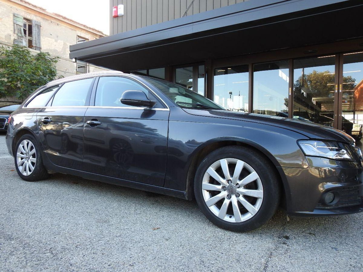 Audi A4 Avant 2.0 TDI 143CV F.AP. Ambiente (2)