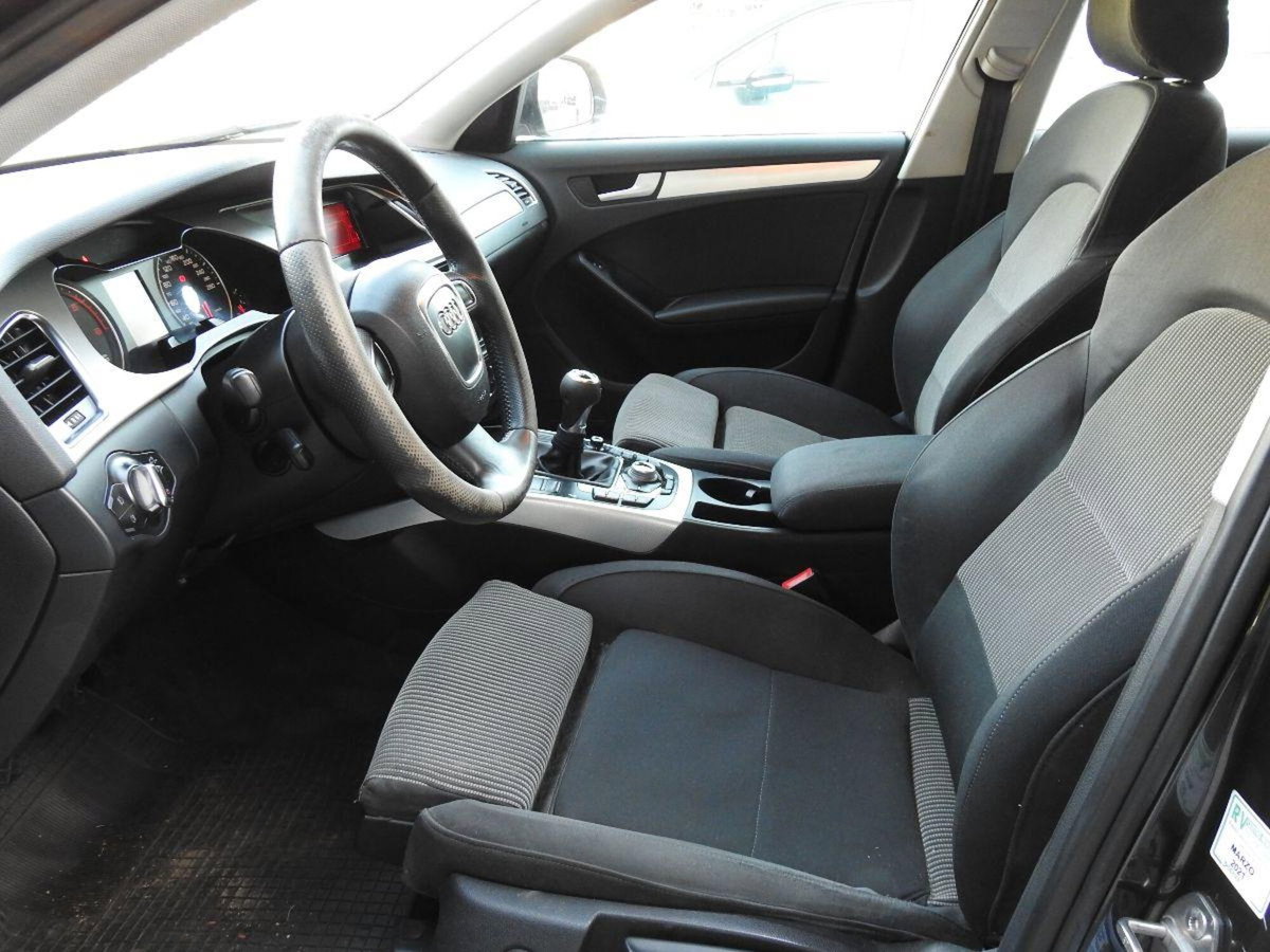 Audi A4 Avant 2.0 TDI 143CV F.AP. Ambiente (20)