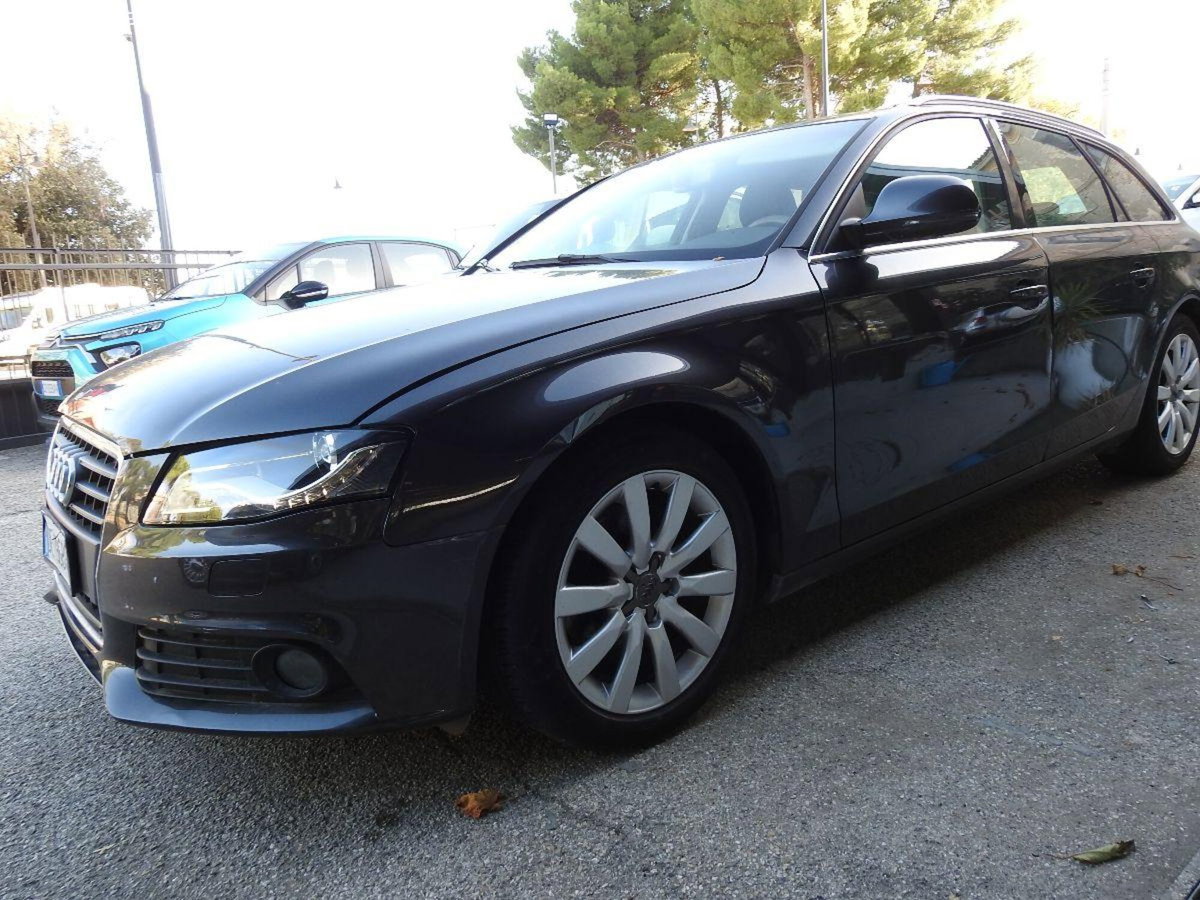 Audi A4 Avant 2.0 TDI 143CV F.AP. Ambiente (4)