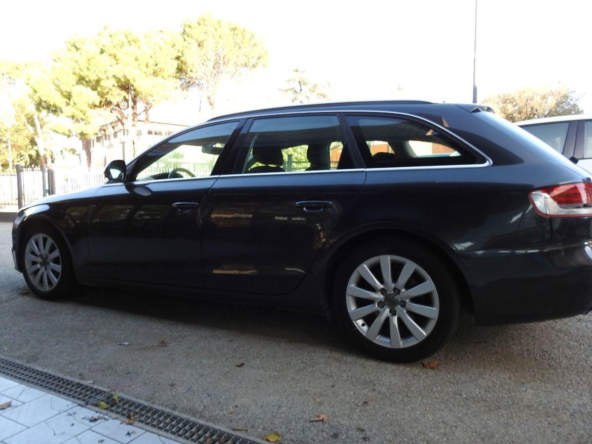 Audi A4 Avant 2.0 TDI 143CV F.AP. Ambiente (5)