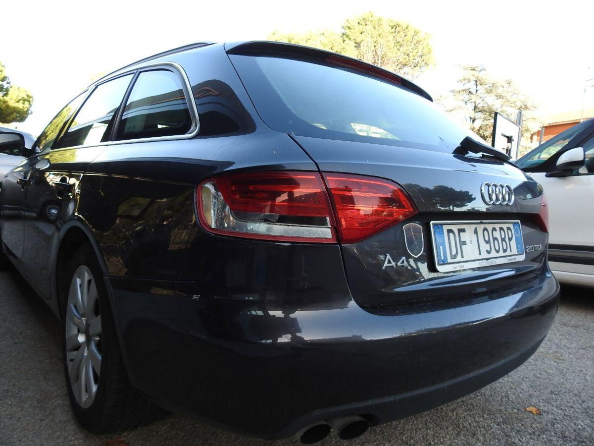 Audi A4 Avant 2.0 TDI 143CV F.AP. Ambiente (6)