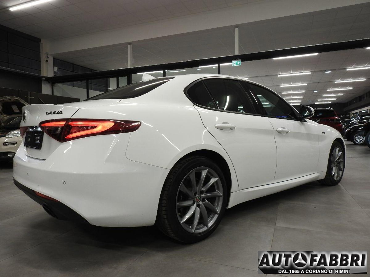 Alfa Romeo Giulia 2.2 Turbodiesel 190 CV AT8 Sprint (11)