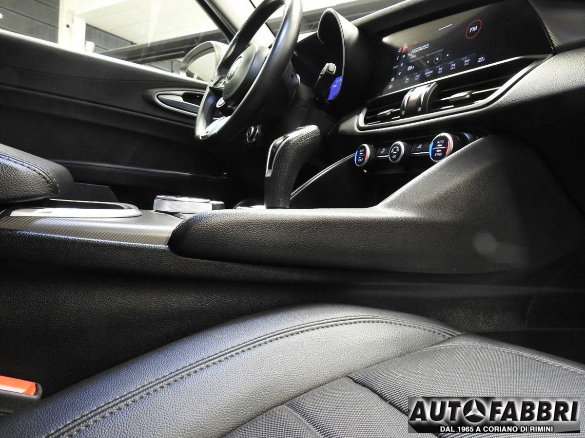 Alfa Romeo Giulia 2.2 Turbodiesel 190 CV AT8 Sprint (17)