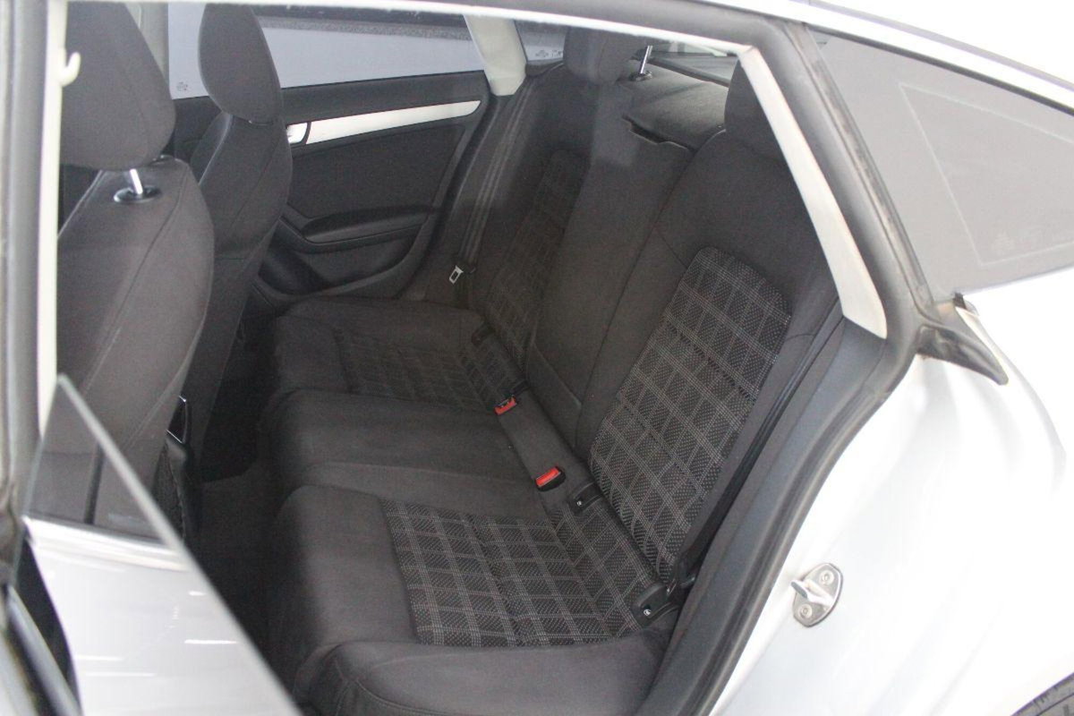 Audi A5 Sportback 2.0 TDI 143 CV multitronic (13)