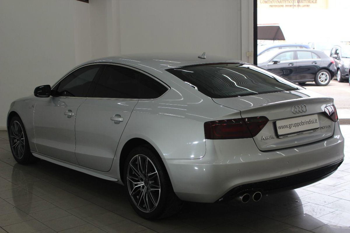 Audi A5 Sportback 2.0 TDI 143 CV multitronic (6)