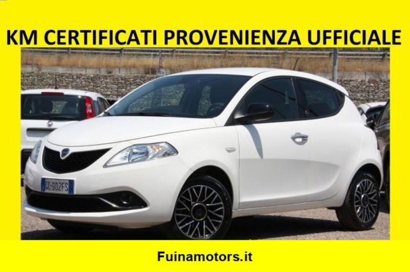 Lancia Ypsilon 1.0 FireFly 5 porte S&S Hybrid Ecochic Gold
