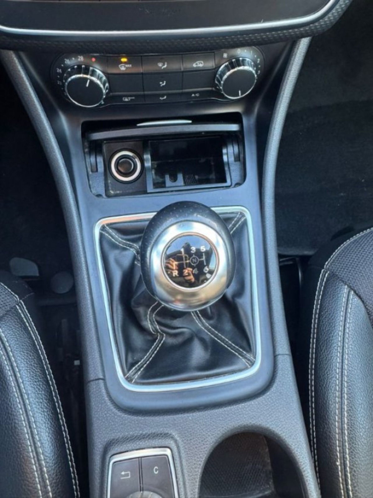 Mercedes-Benz Classe A 200 CDI Automatic Sport (14)