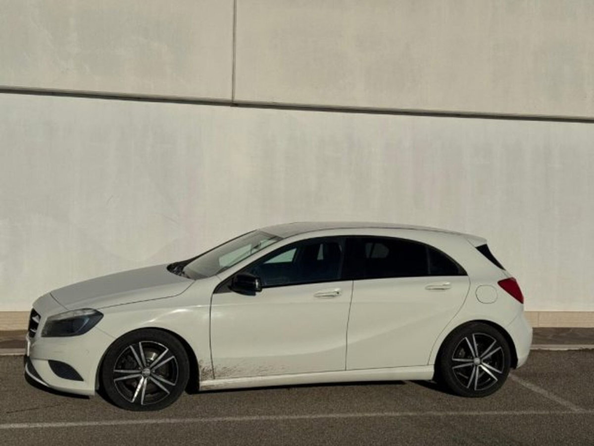 Mercedes-Benz Classe A 200 CDI Automatic Sport (3)