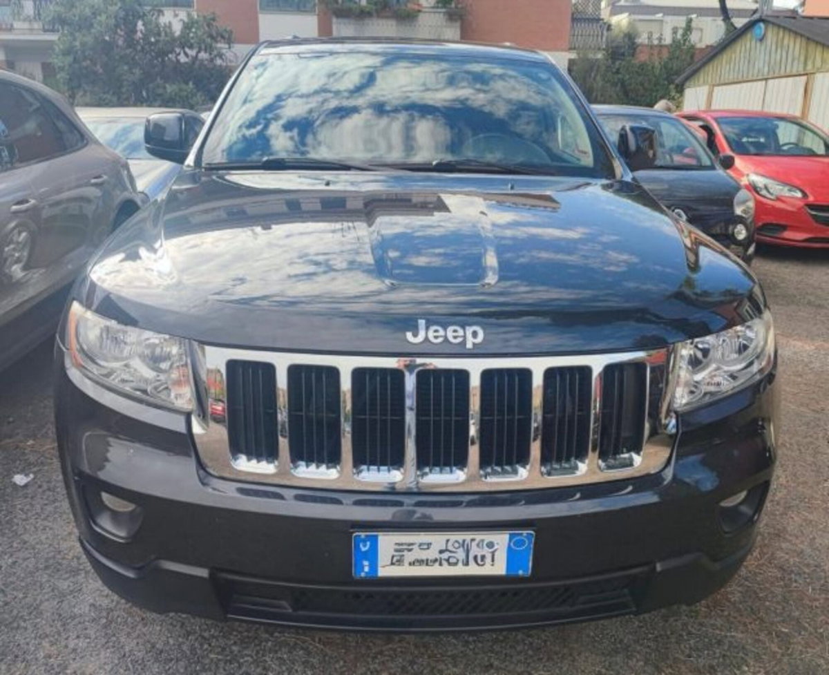 Jeep Grand Cherokee 3.6 V6 Overland (2)