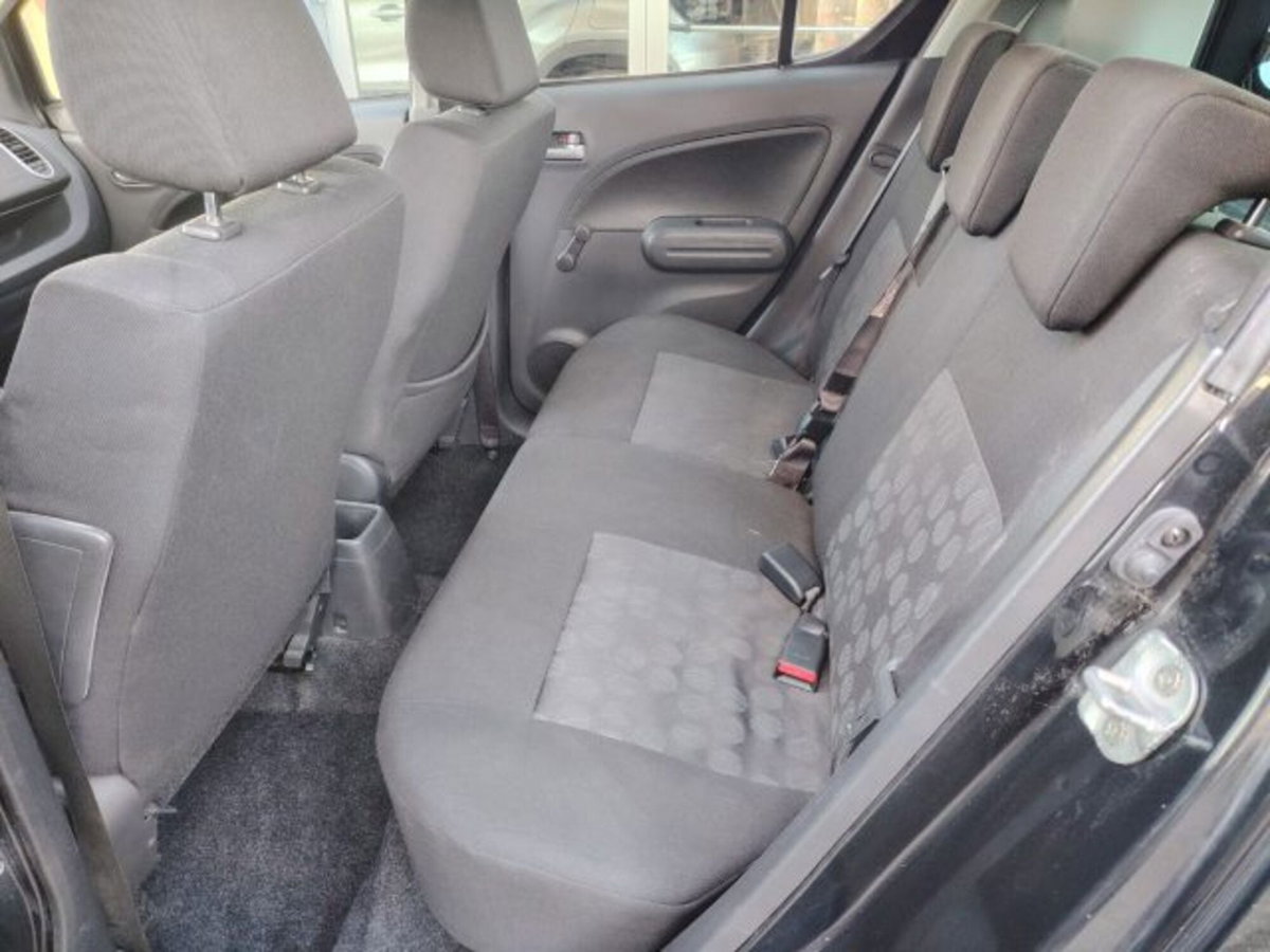 Suzuki Splash 1.0 GLS (5)