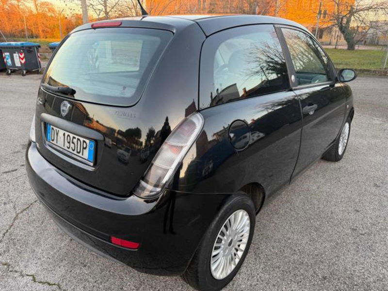 Lancia Ypsilon 1.4 Diva Ecochic GPL