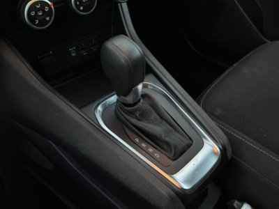 Renault Captur Blue dCi 115 CV EDC Business (12)