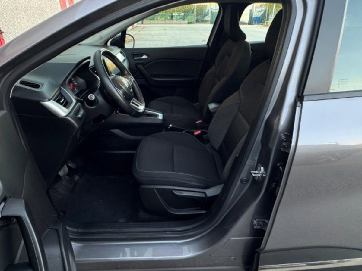 Renault Captur Blue dCi 115 CV EDC Business (16)