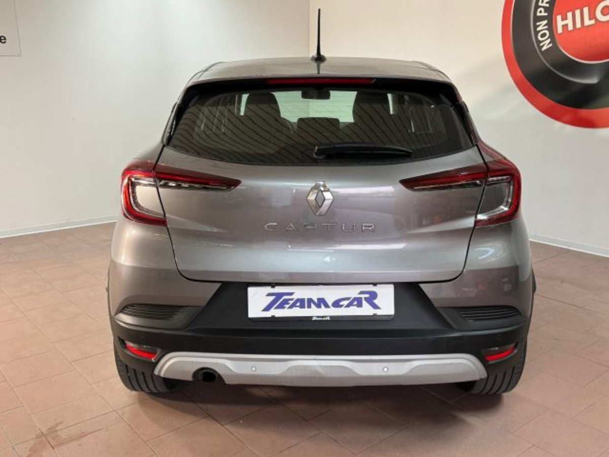 Renault Captur Blue dCi 115 CV EDC Business (4)