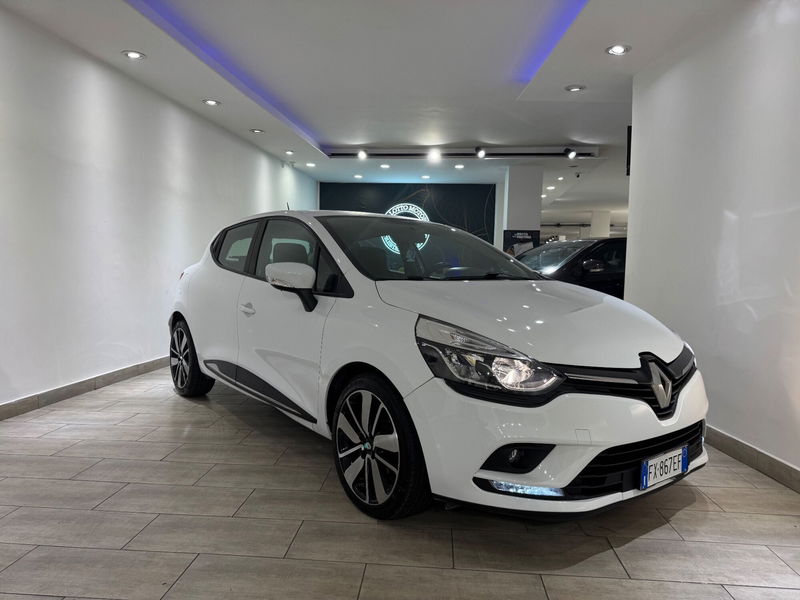 Renault Clio dCi 8V 75 CV 5 porte Moschino Intens