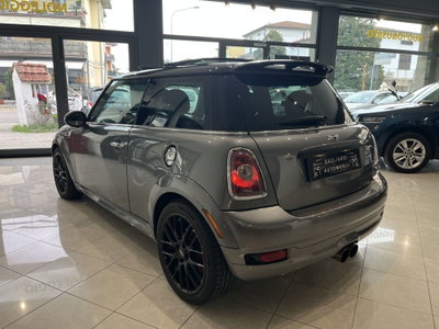 MINI Mini 1.6 16V John Cooper Works (4)