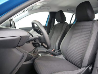 Peugeot 208 1.2 puretech Active s&s 100cv (8)