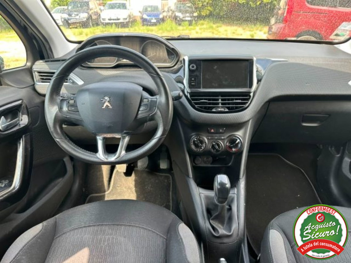 Peugeot 208 82 5 porte Allure (8)