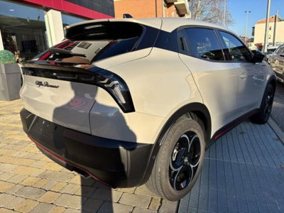 Alfa Romeo Junior elettrica Speciale 156cv (5)