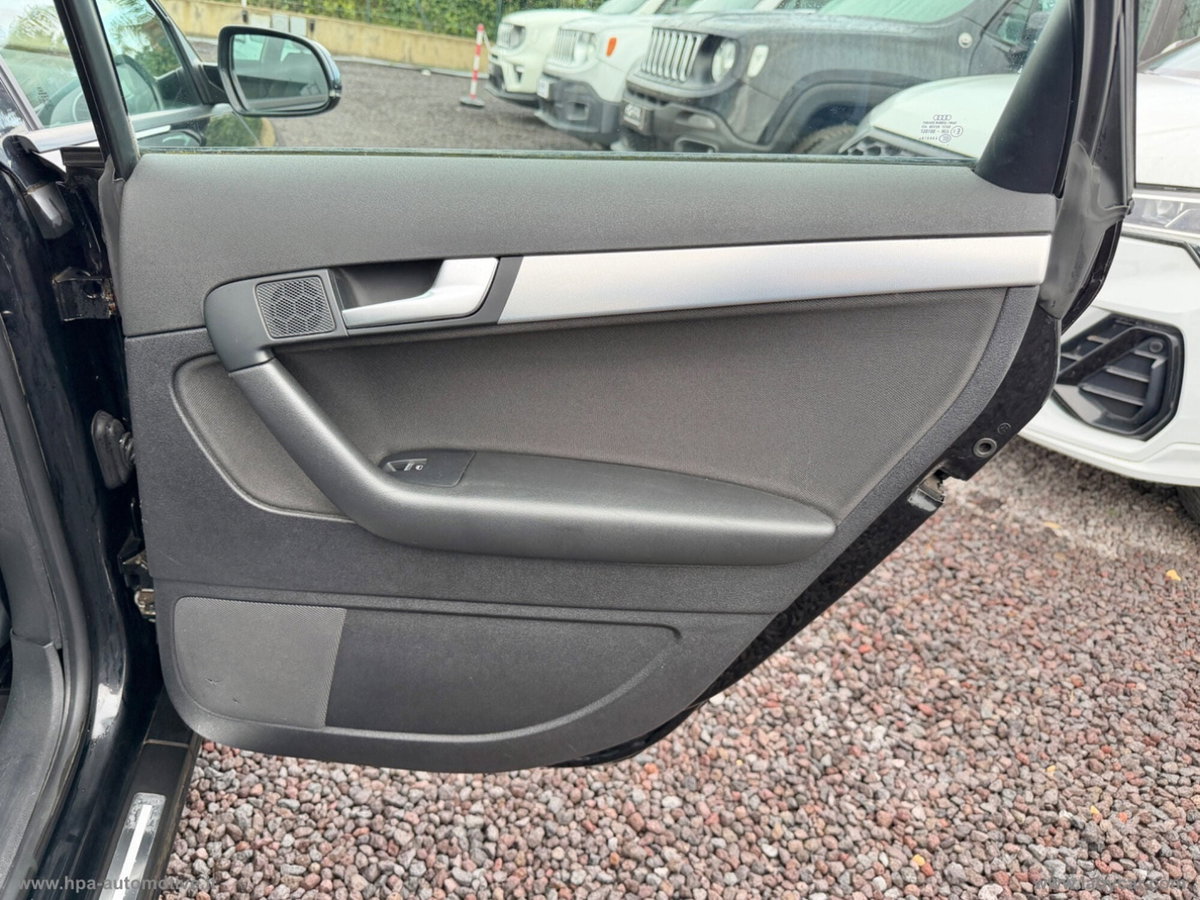 Audi A3 Sportback 2.0 TDI F.AP. Ambition (16)