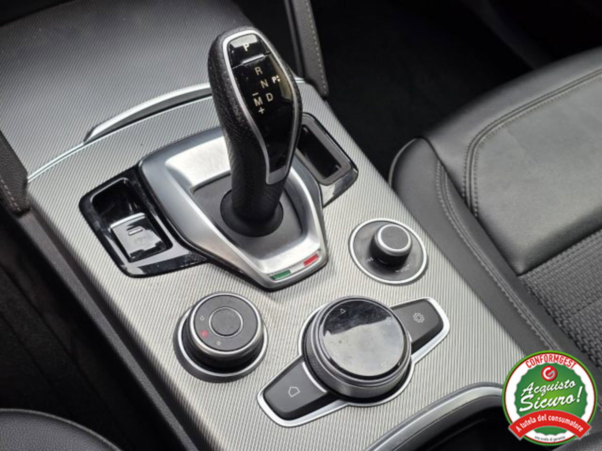 Alfa Romeo Stelvio Stelvio 2.2 Turbodiesel 190 CV AT8 Q4 Sprint (13)