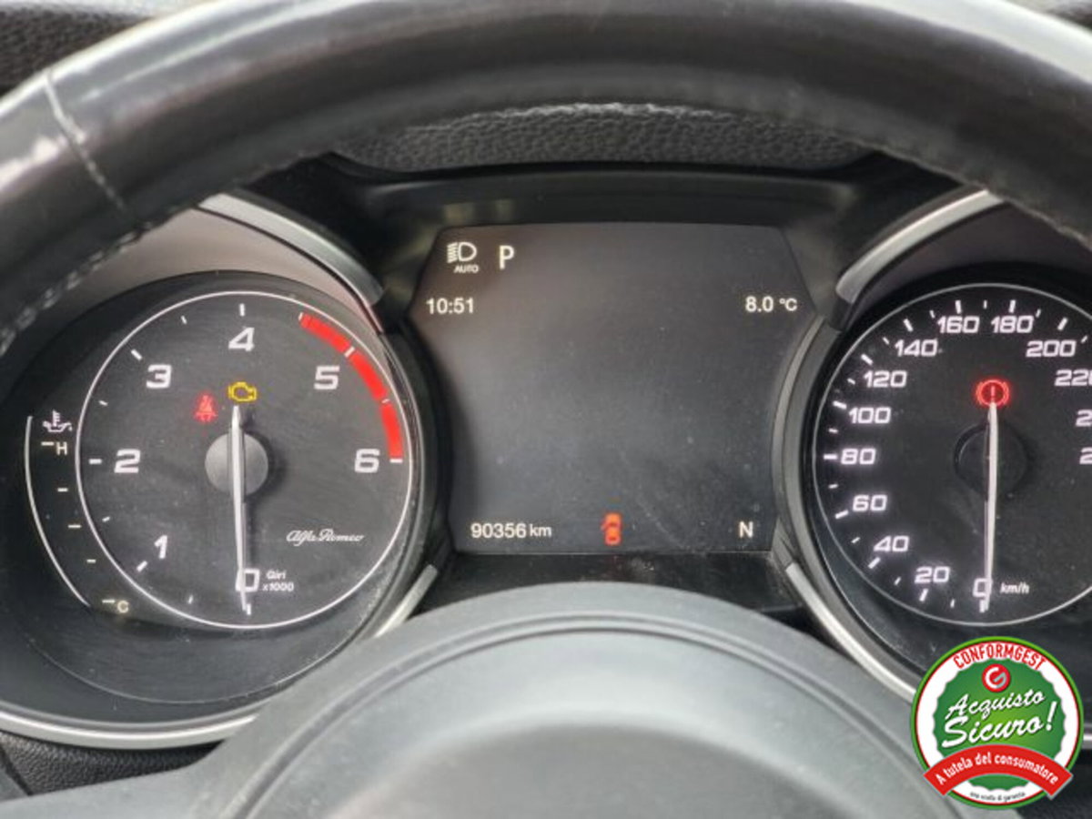 Alfa Romeo Stelvio Stelvio 2.2 Turbodiesel 190 CV AT8 Q4 Sprint (14)