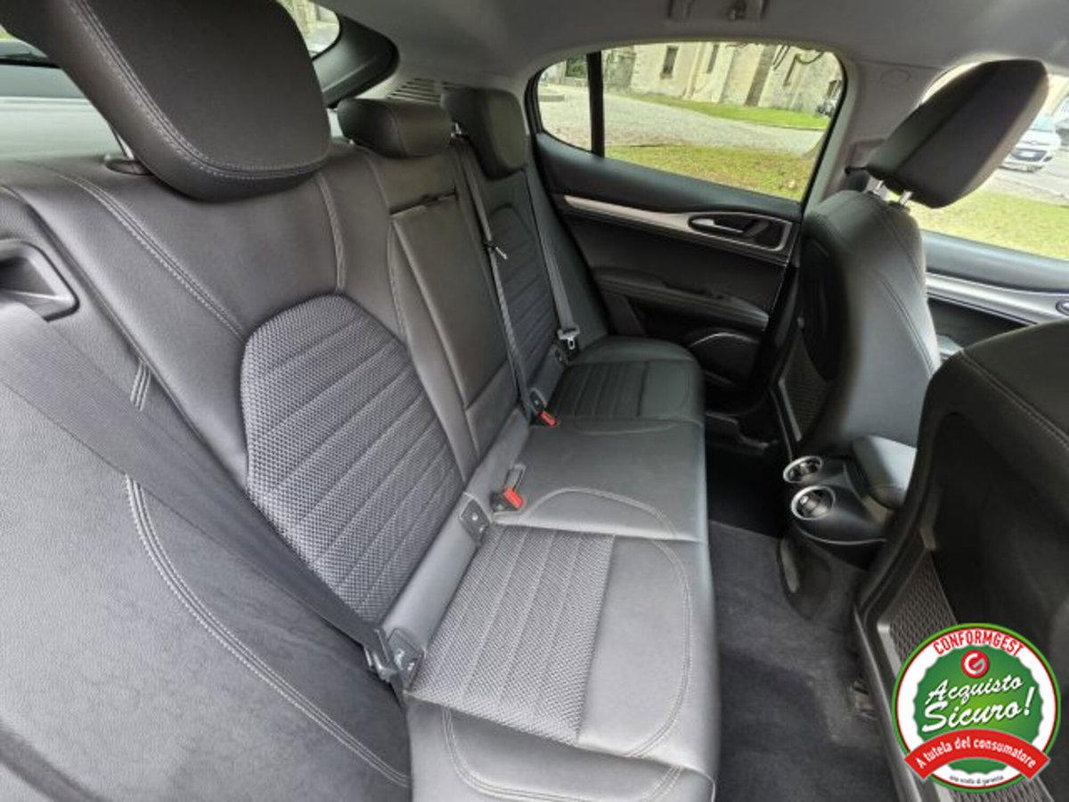 Alfa Romeo Stelvio Stelvio 2.2 Turbodiesel 190 CV AT8 Q4 Sprint (9)