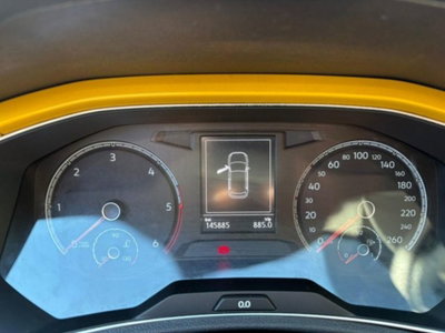 Volkswagen T-Roc 1.6 TDI SCR Business BlueMotion Technology (12)
