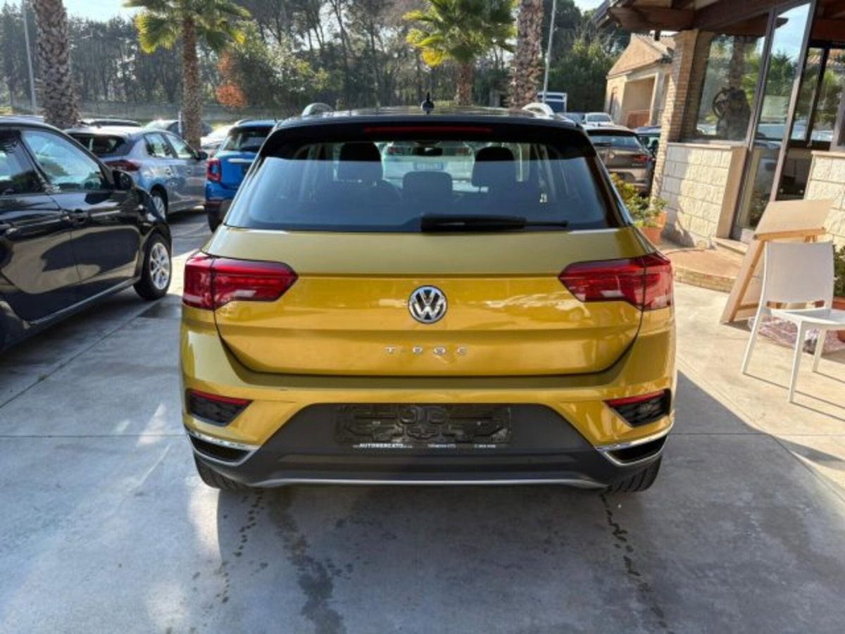 Volkswagen T-Roc 1.6 TDI SCR Business BlueMotion Technology (6)