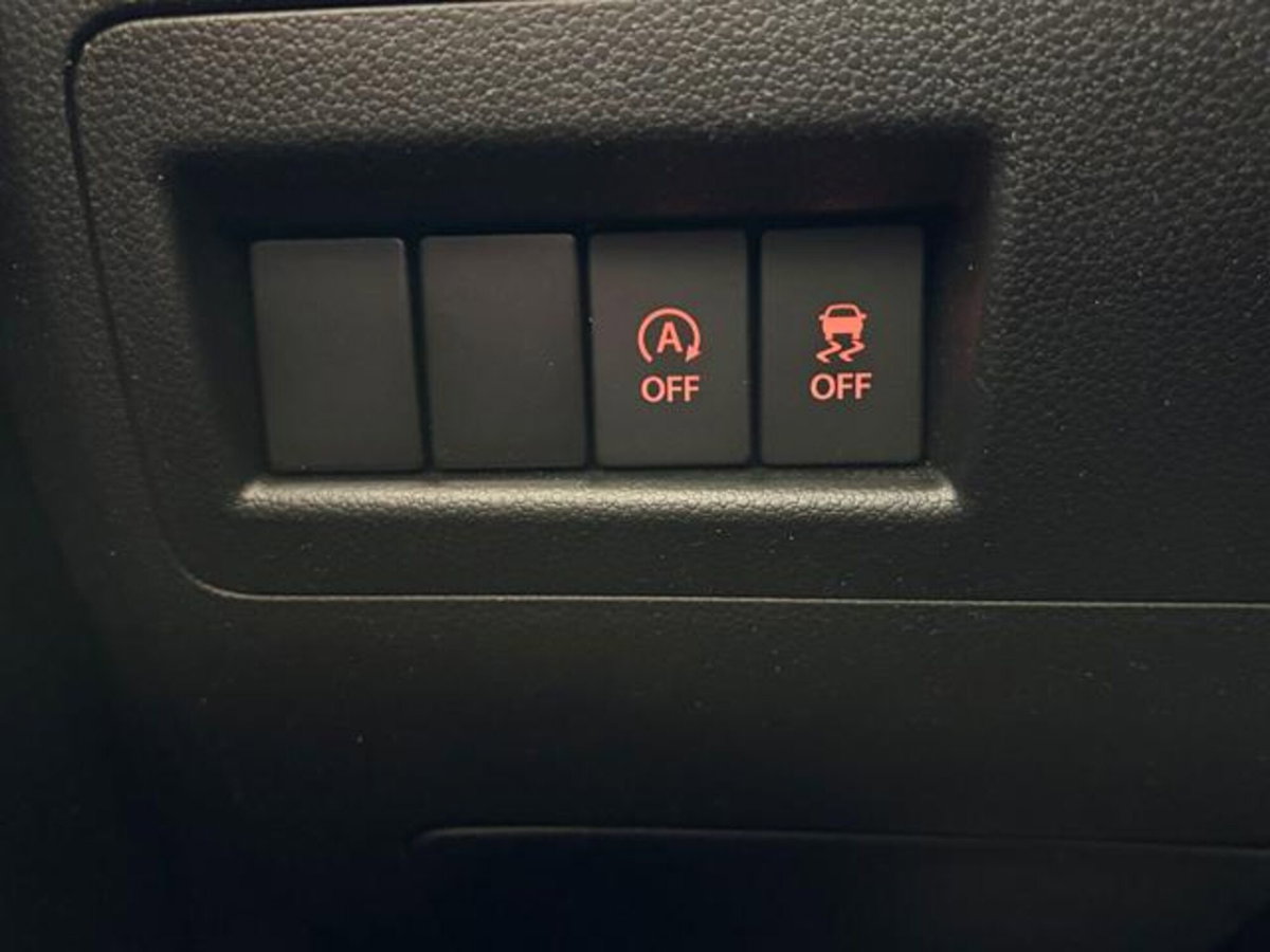 Suzuki Ignis 1.2 Hybrid Cool (14)