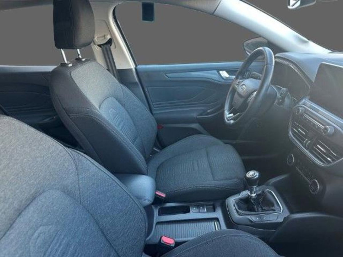 Ford Focus Station Wagon 1.5 EcoBlue 120 CV SW Active X (2)