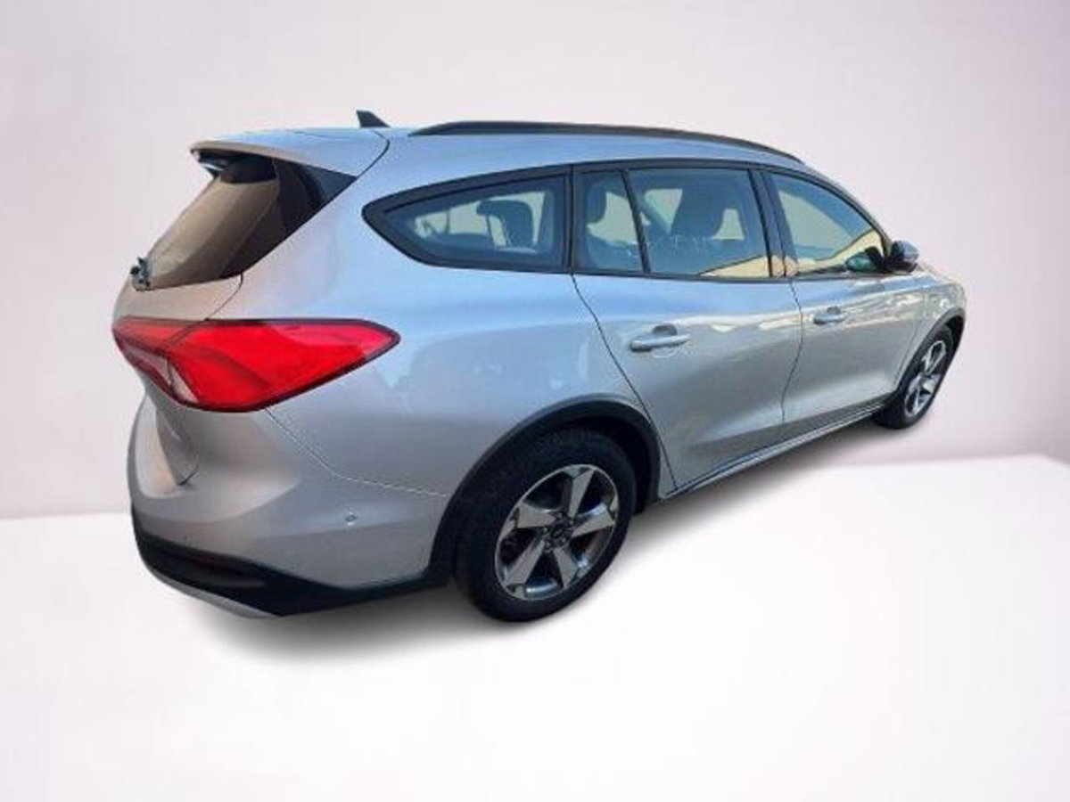Ford Focus Station Wagon 1.5 EcoBlue 120 CV SW Active X (3)