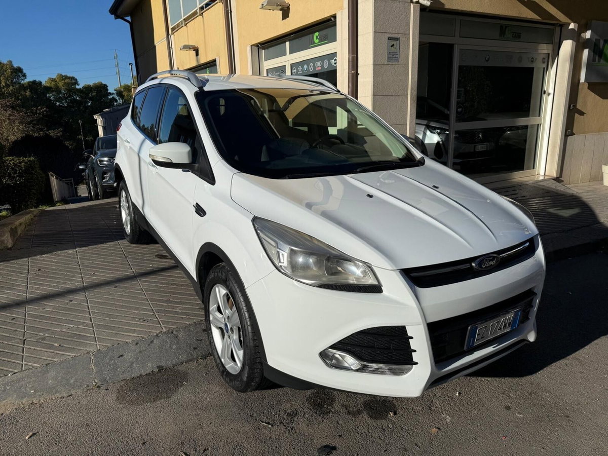 Ford Kuga 2.0 TDCI 120 CV S&S 2WD Titanium X (3)