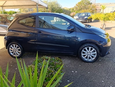 Toyota Aygo 1.0 VVT-i 69 CV 5 porte x-cool (14)