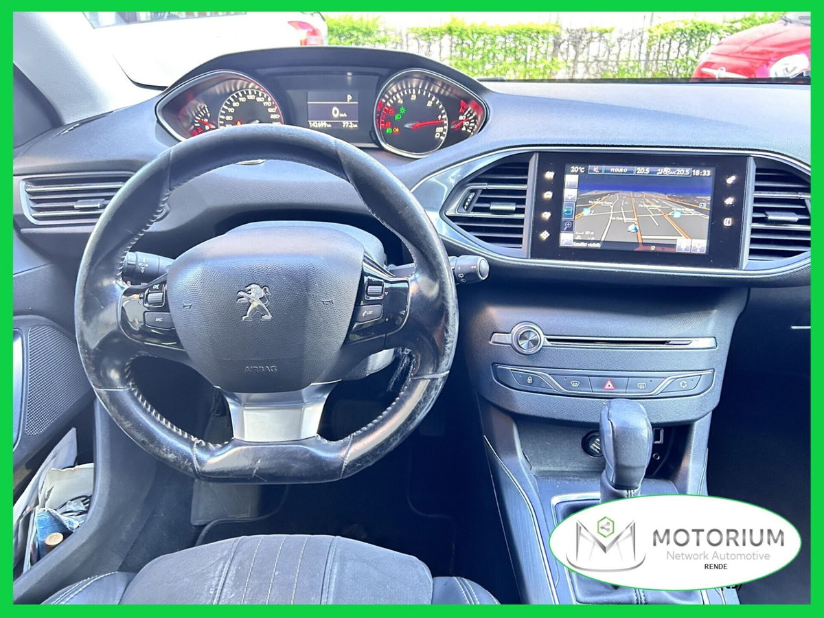 Peugeot 308 BlueHDi 120 S&S EAT6 Allure (11)