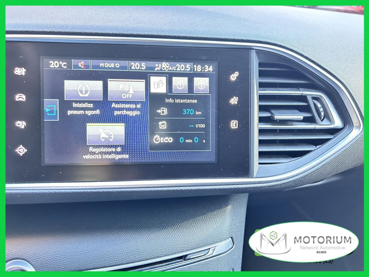 Peugeot 308 BlueHDi 120 S&S EAT6 Allure (15)