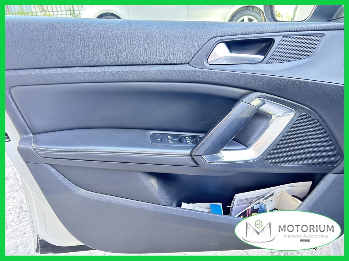 Peugeot 308 BlueHDi 120 S&S EAT6 Allure (17)