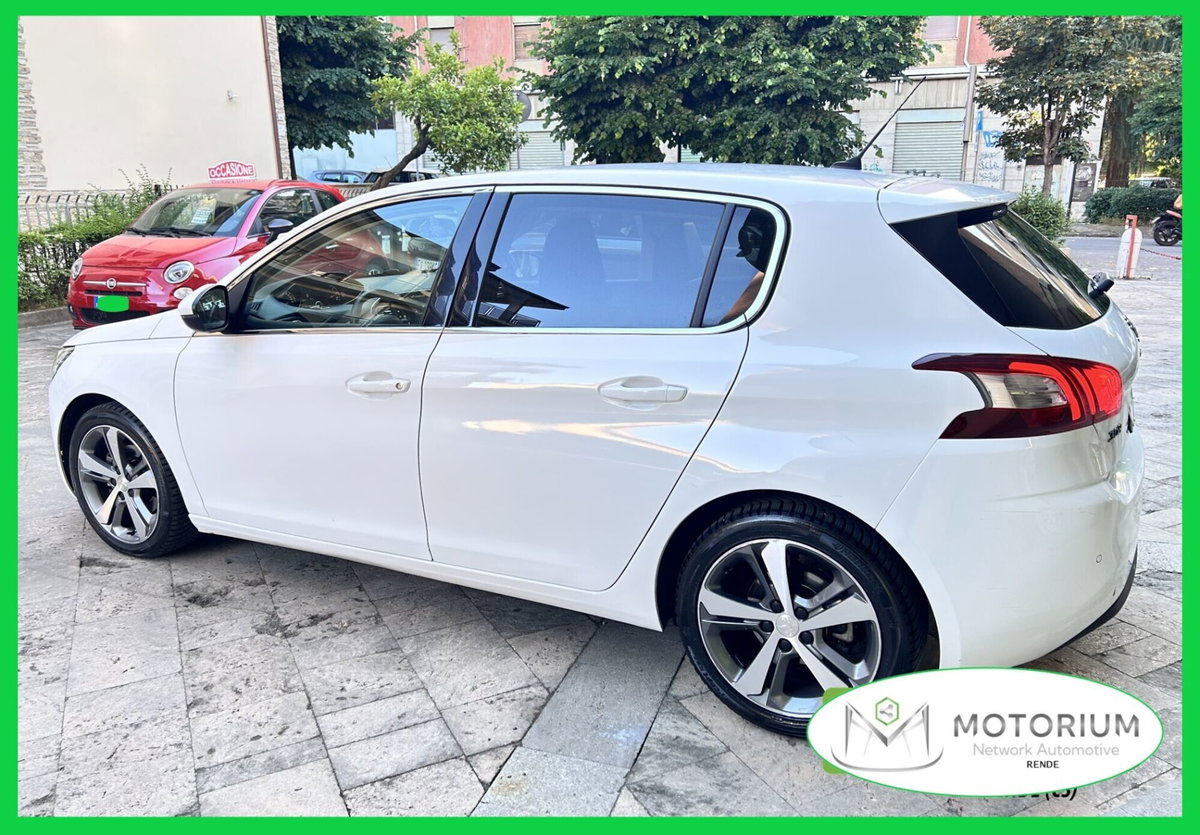 Peugeot 308 BlueHDi 120 S&S EAT6 Allure (2)