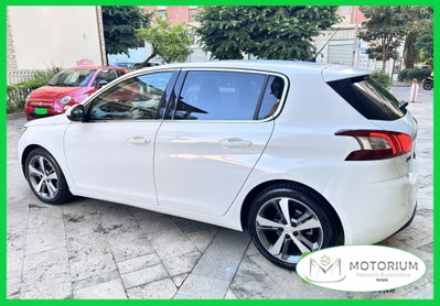 Peugeot 308 BlueHDi 120 S&S EAT6 Allure (2)