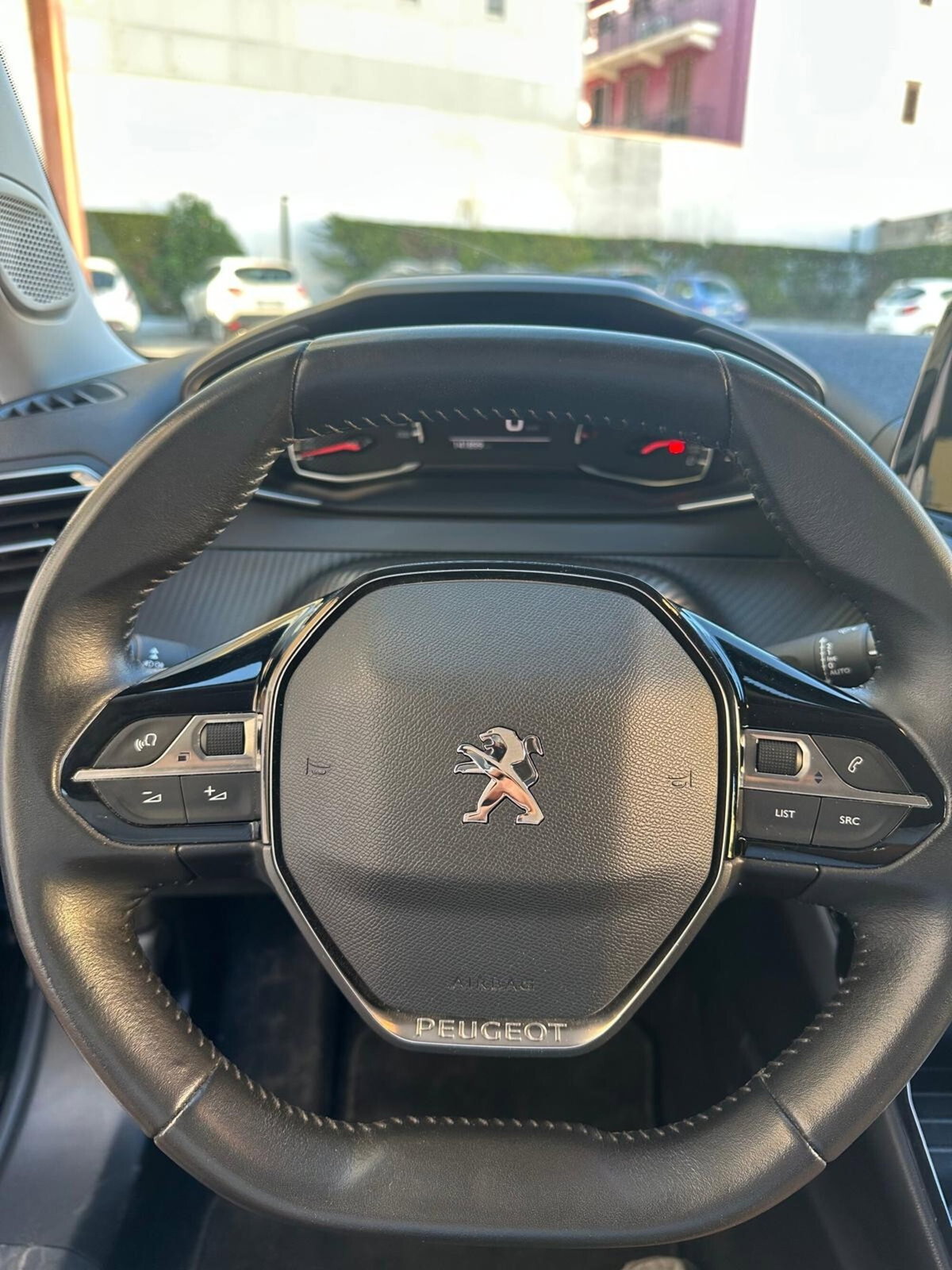 Peugeot 2008 PureTech 130 S&S Active (13)