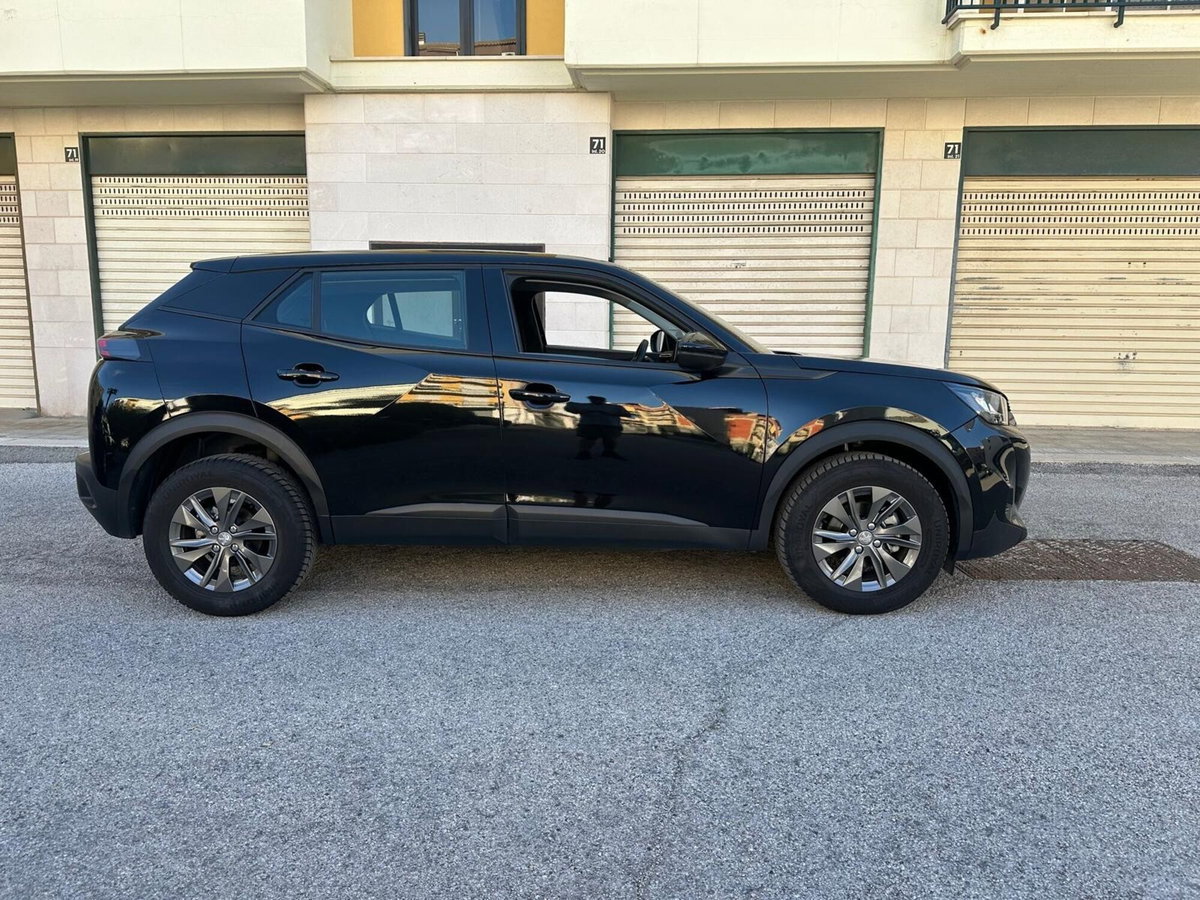Peugeot 2008 PureTech 130 S&S Active (4)