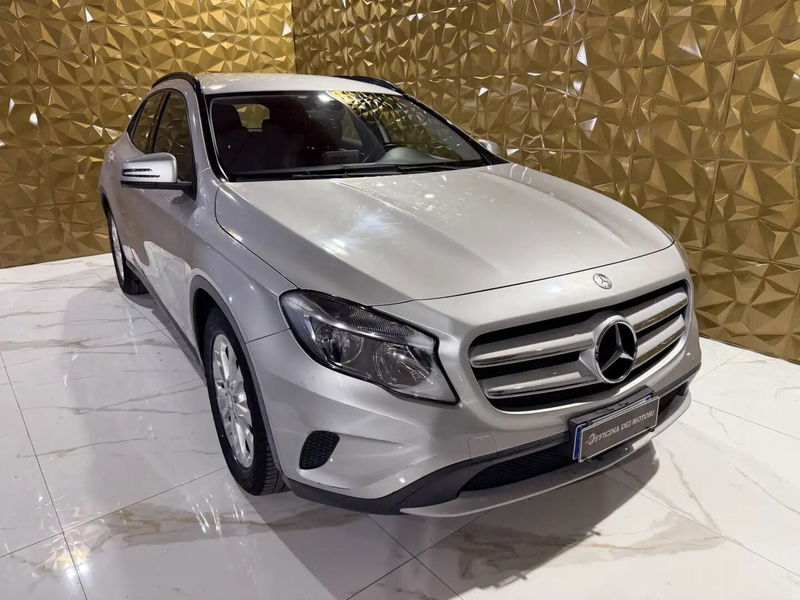 Mercedes-Benz GLA SUV 180 d Automatic Premium