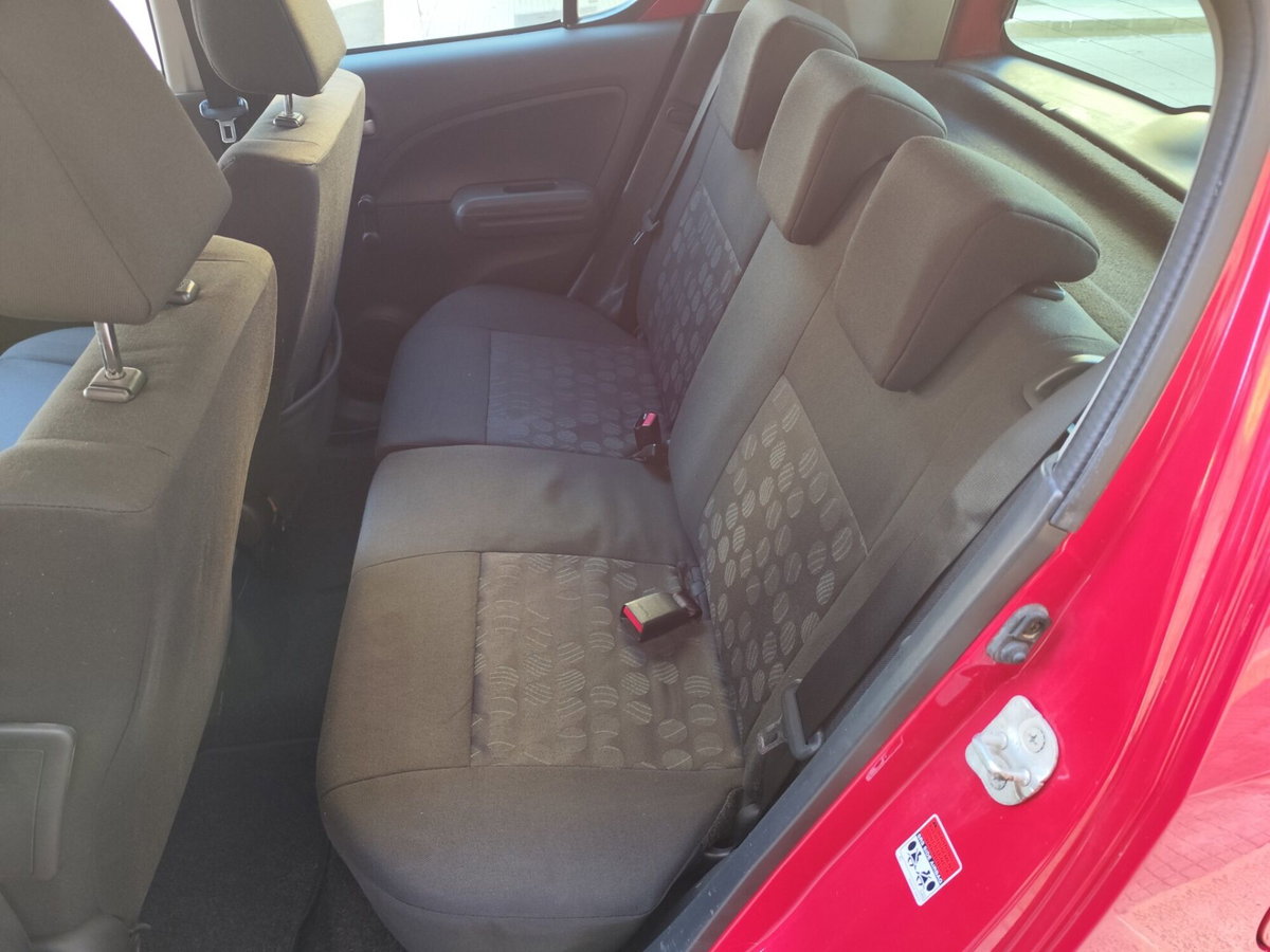 Suzuki Splash 1.0 GLS (18)