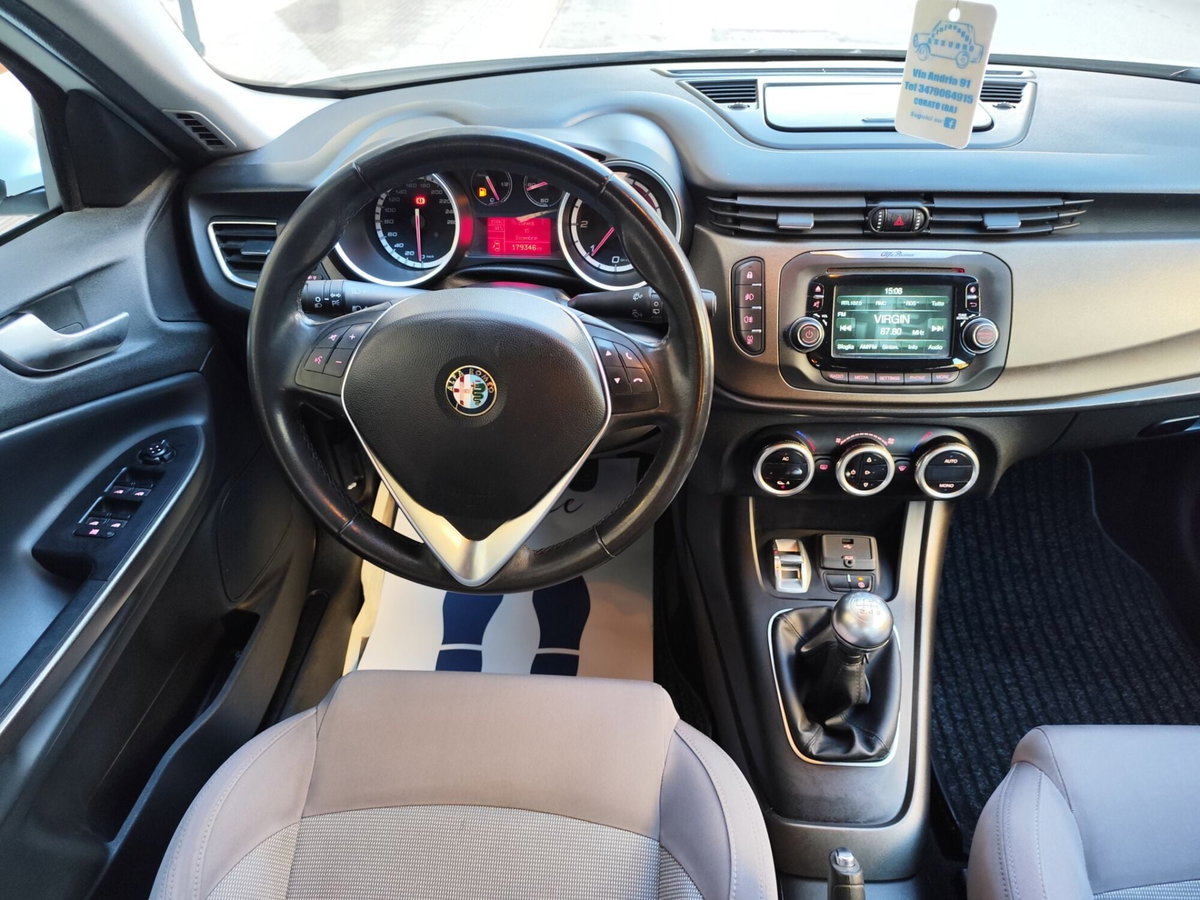 Alfa Romeo Giulietta 1.6 JTDm-2 Distinctive (20)