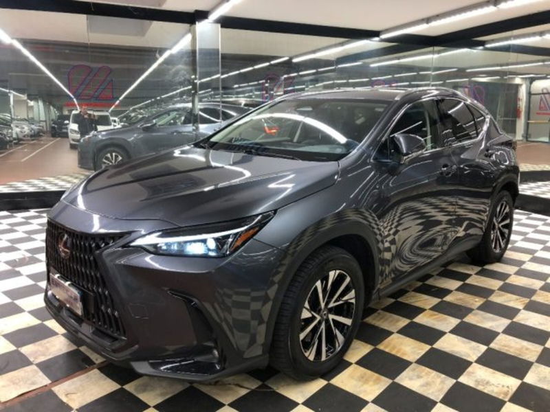 Lexus NX Plug-in 4WD Premium