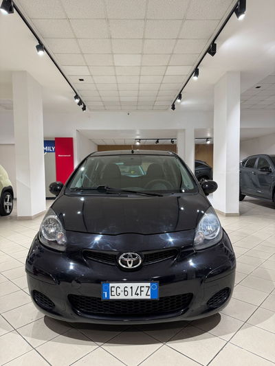Toyota Aygo 1.0 12V VVT-i 5 porte usata