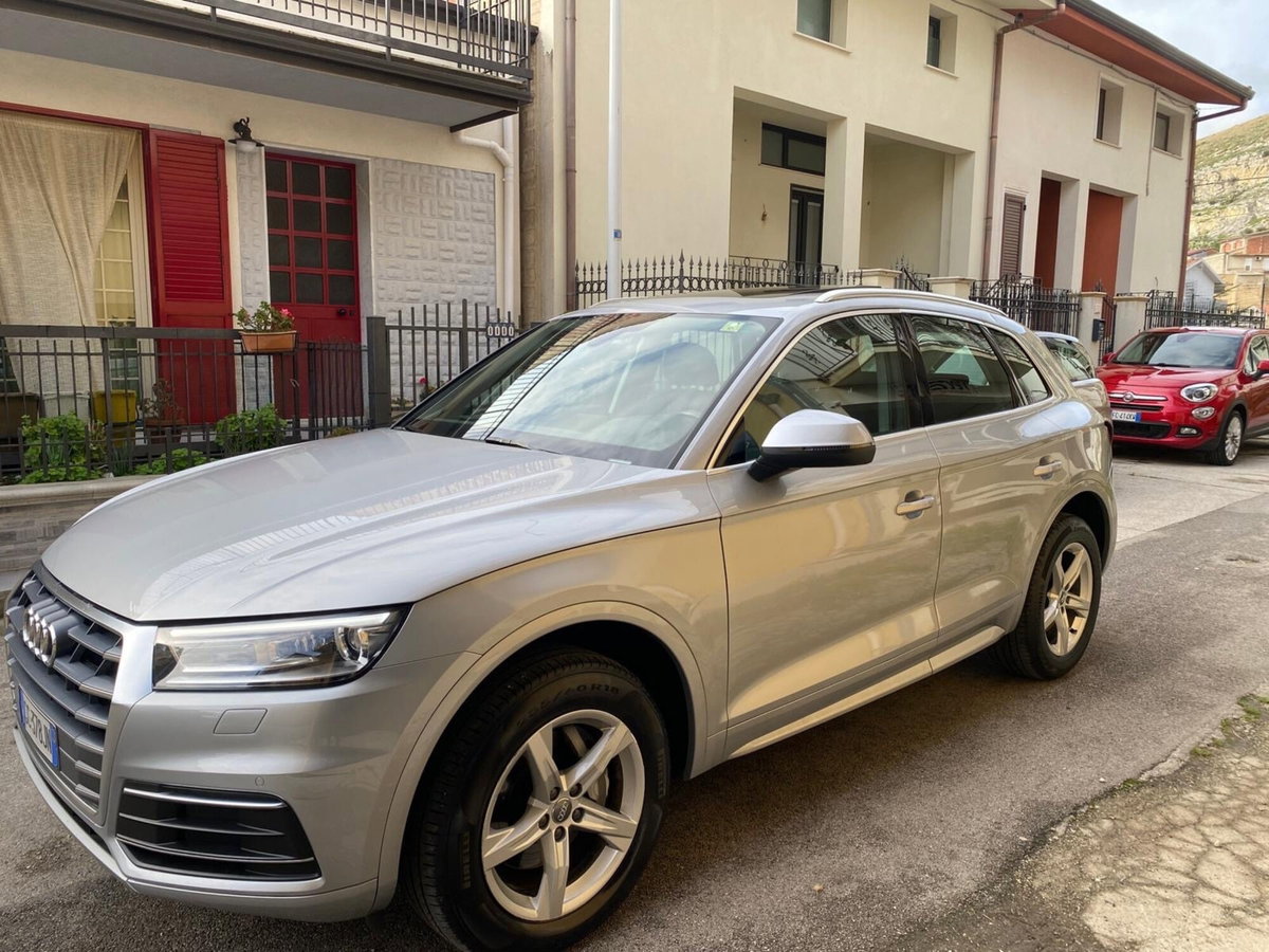 Audi Q5 40 TDI 204 CV quattro S tronic Business Sport (15)