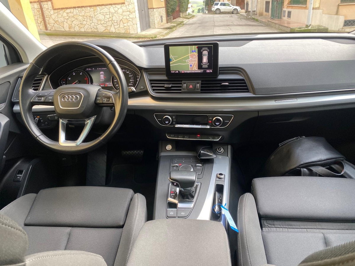Audi Q5 40 TDI 204 CV quattro S tronic Business Sport (3)